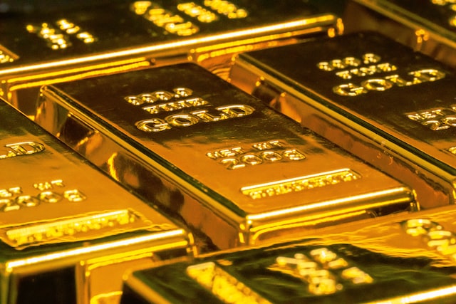 The Benefits of Investing In Gold: Why You Should Consider Buying It Now